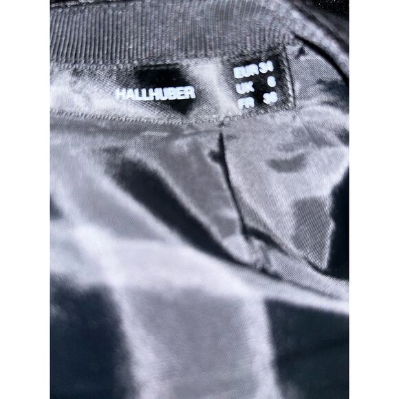 Hallhuber Preppy Academia Studios Edgy Black Velvet Mini Skirt - Picture 7 of 8